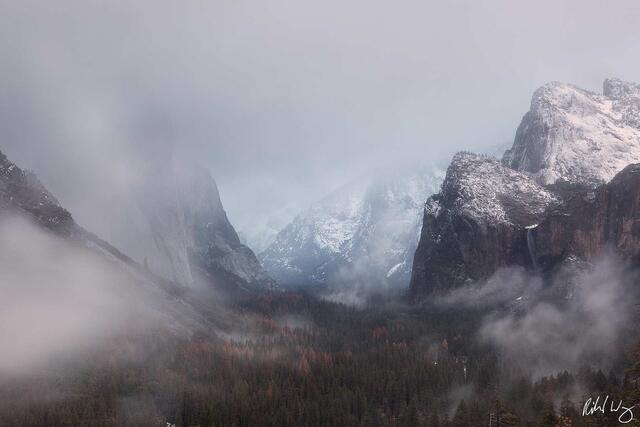 Tunnel View Storm, Yosemite National Park, California, photo