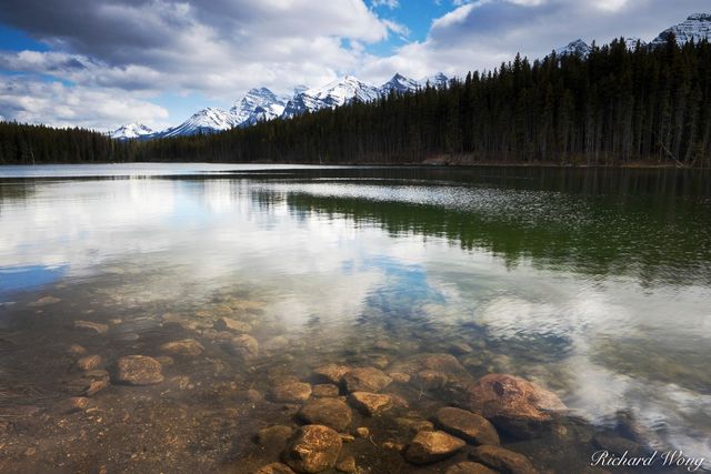 Herbert Lake, Banff National Park, Alberta, Canada, Photo