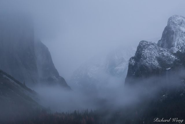 Tunnel View in December Snowstorm, Yosemite National Park, California