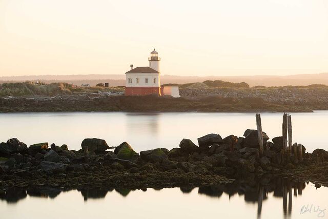 Coquille River Lighthouse, Bandon, Oregon, photo