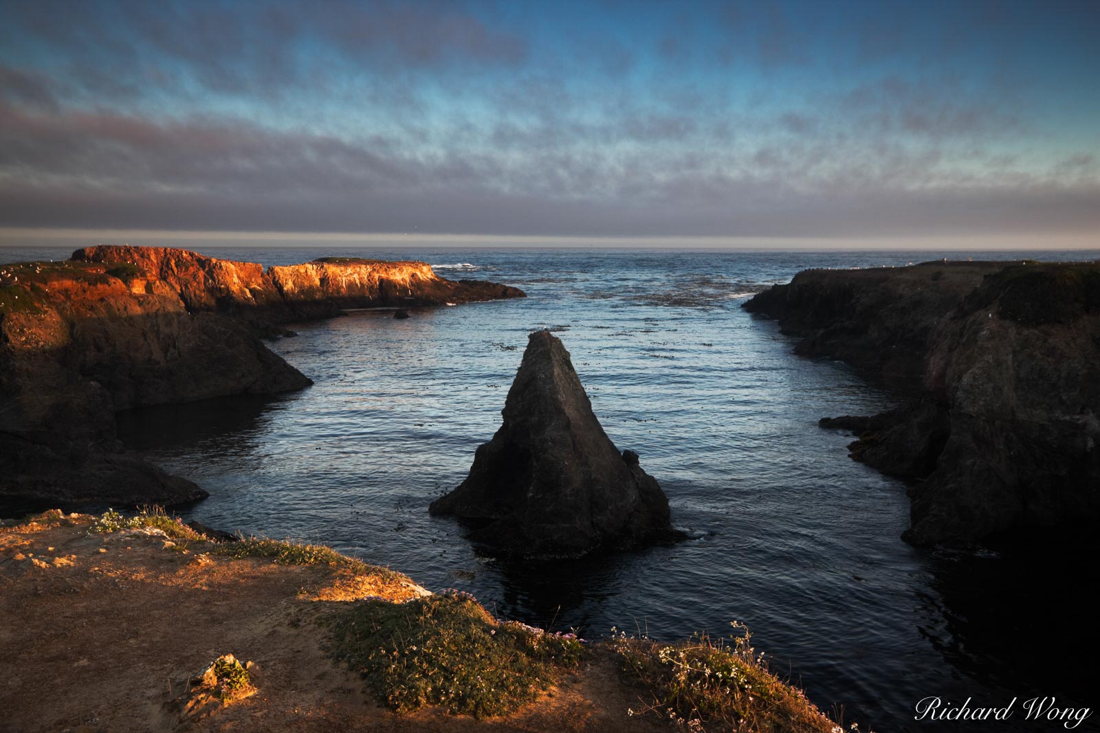 Sunrise at Mendocino Headlands State Park, Mendocino, California, photo