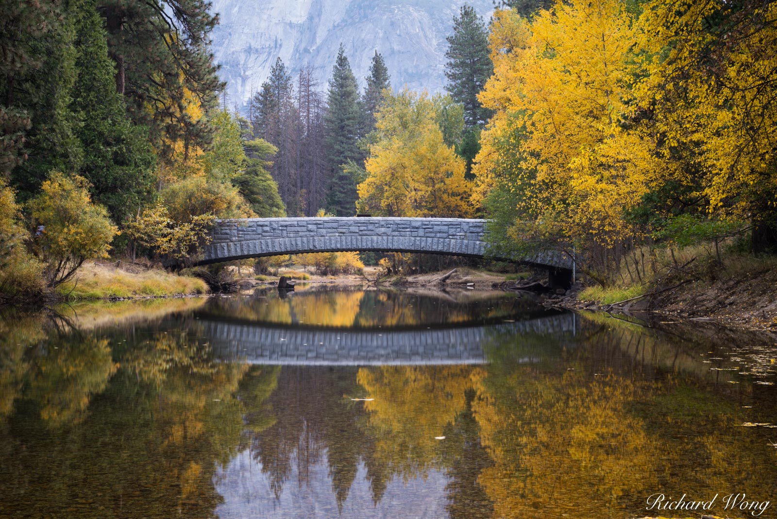 Sentinel Bridge & Merced River Fall Colors, Yosemite National Park, California